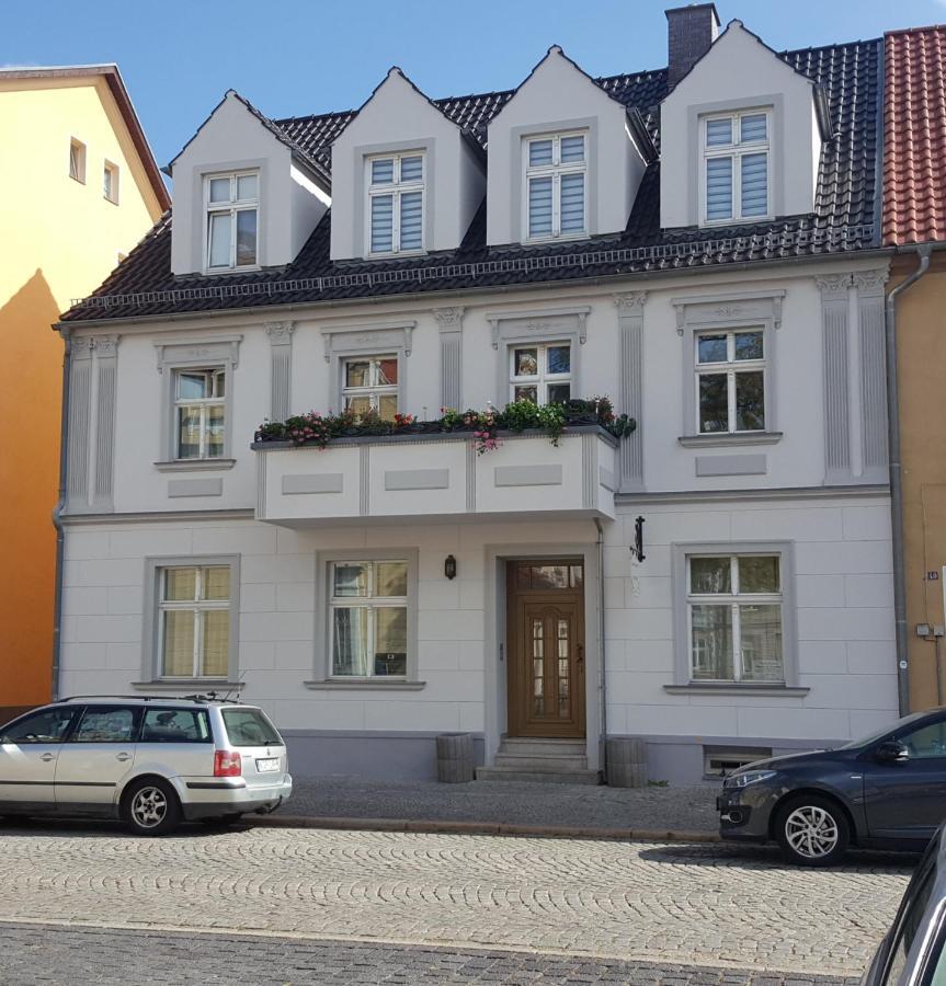 Fewo Am Marktplatz I Eisenhuettenstadt Exterior photo
